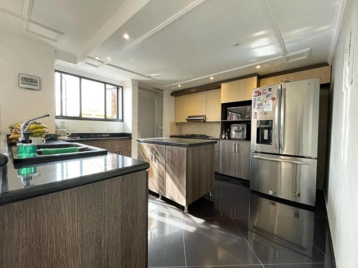 3 Story Penthouse With 2 Parking Spaces In Laureles Medellin 0*,