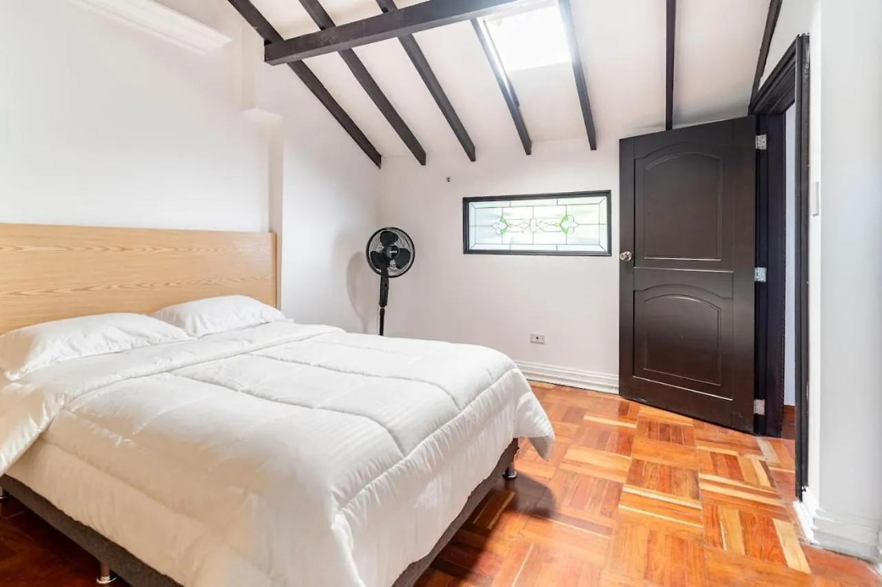 3 Story Penthouse With 2 Parking Spaces In Laureles Medellin Holiday home