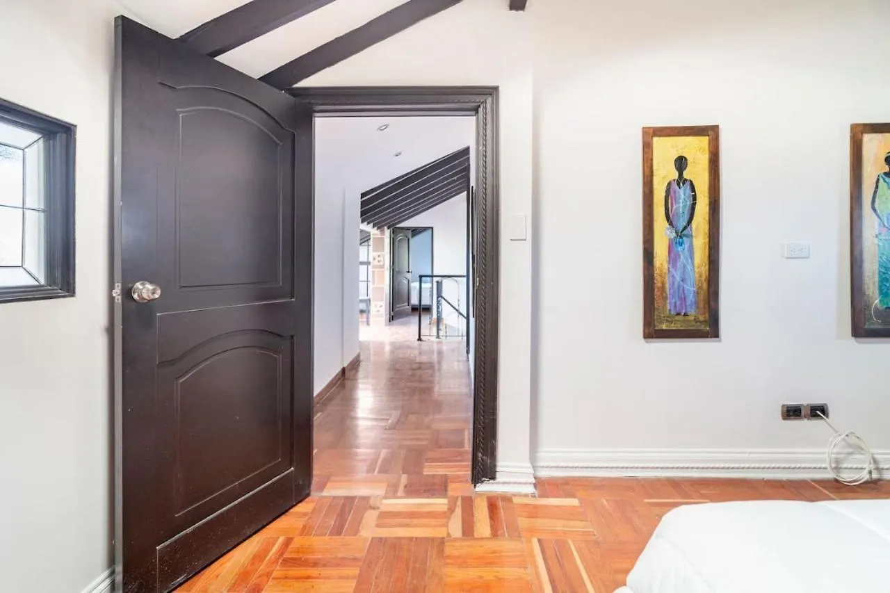 Holiday home 3 Story Penthouse With 2 Parking Spaces In Laureles Medellin Colombia