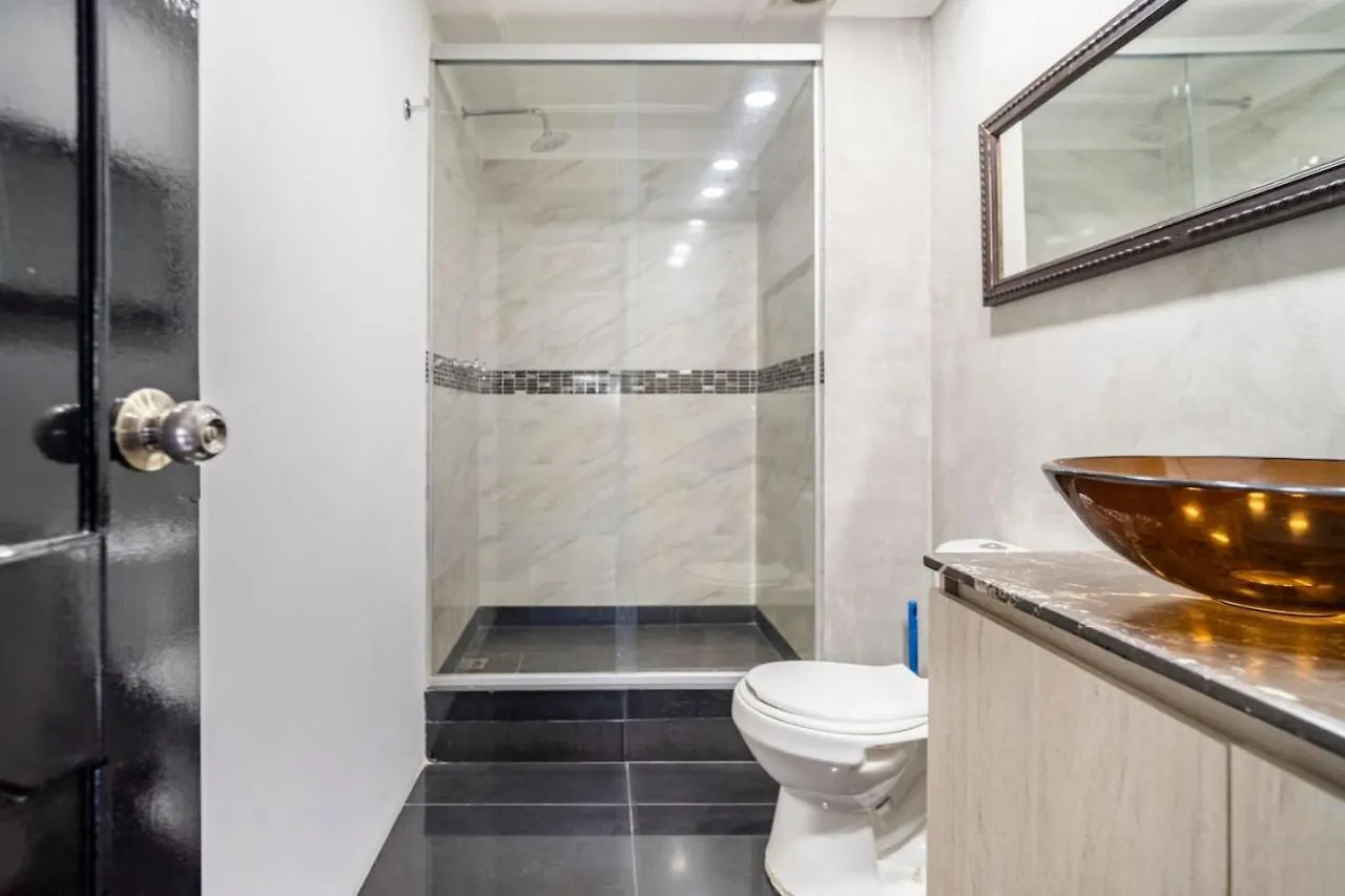 Holiday home 3 Story Penthouse With 2 Parking Spaces In Laureles Medellin