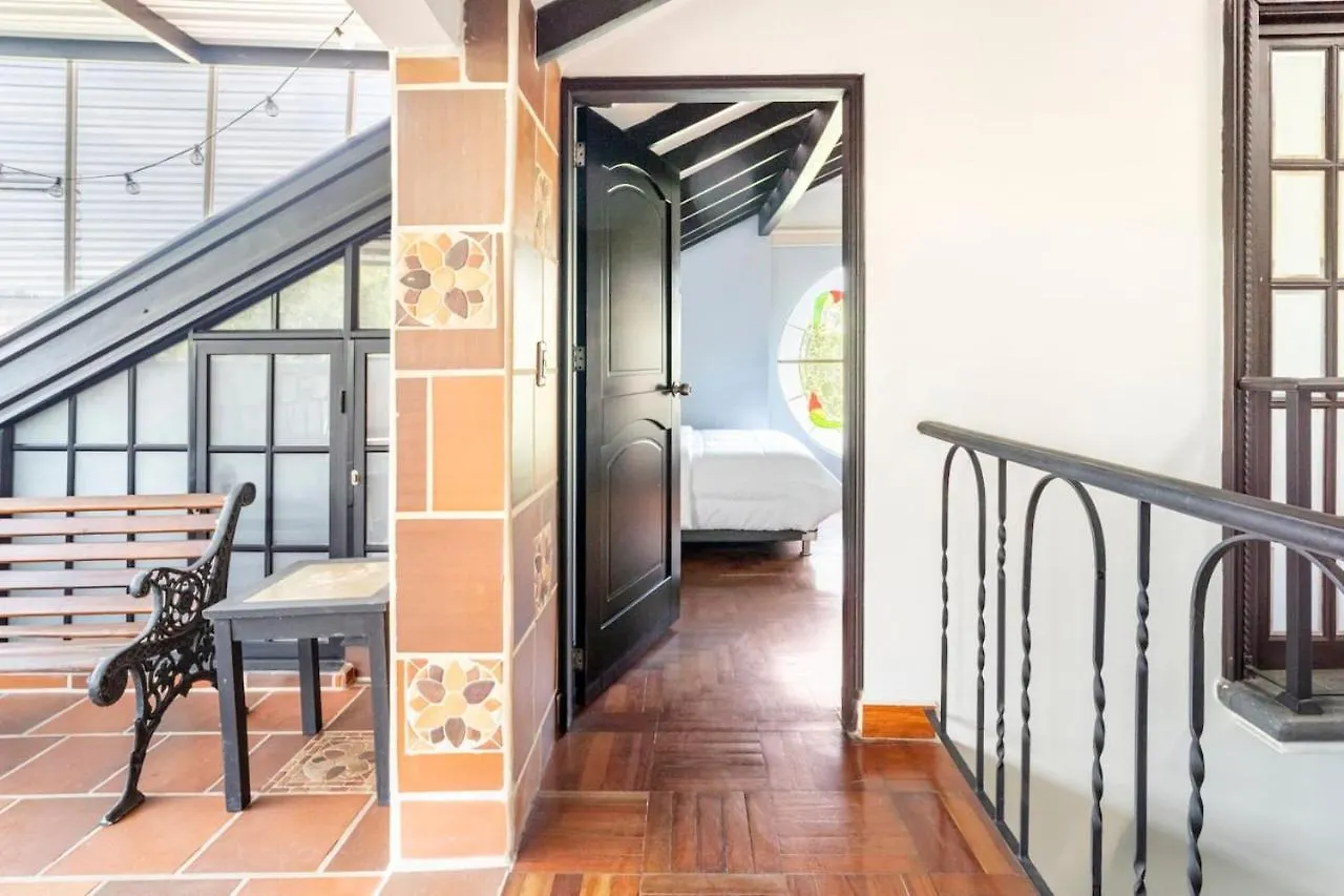 3 Story Penthouse With 2 Parking Spaces In Laureles Medellin 0*,