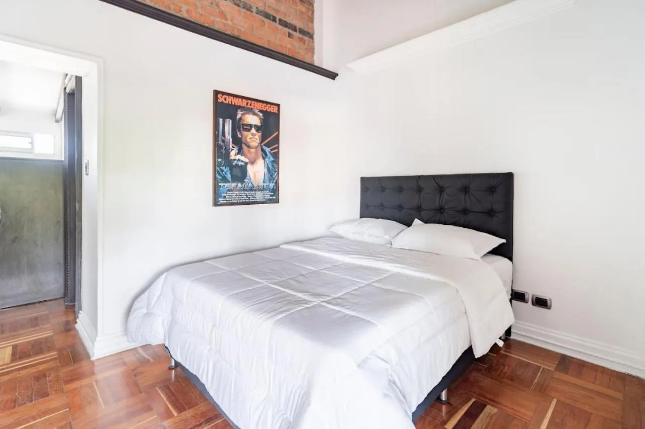 Holiday home 3 Story Penthouse With 2 Parking Spaces In Laureles Medellin
